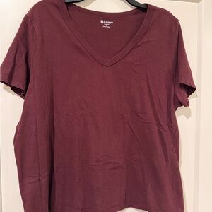 Old Navy Women's Maroon V-Neck Tee